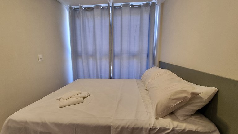 Apto DELUX Carneiros frete Mar 50m Praia #109