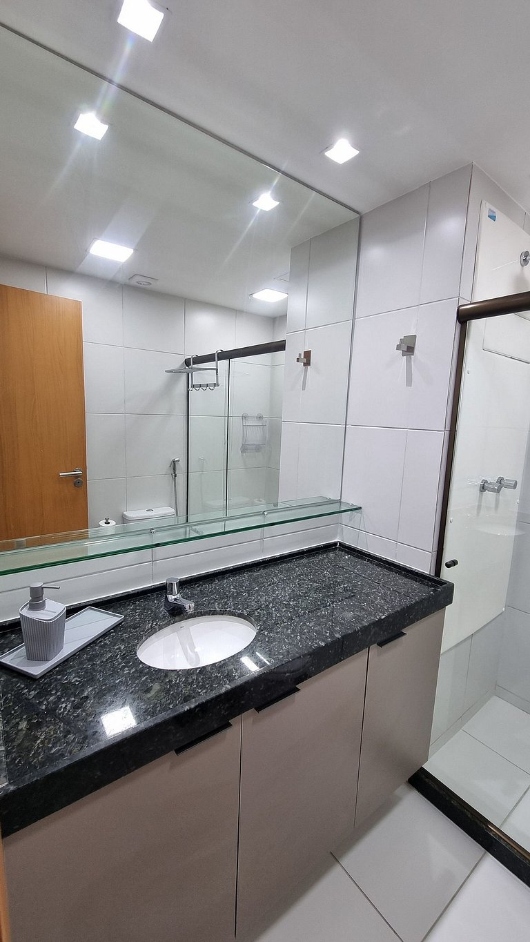 Elegância Makia Resort c/Varanda Muro Alto #210B