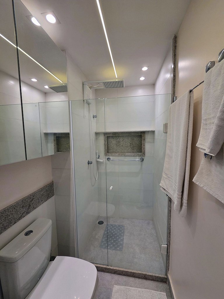 Incrivel 1quarto c/piscina priv 50m praia #009
