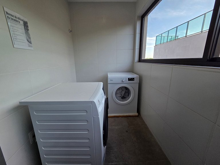 Apto com jacuzzi privativa no coração de Porto#018