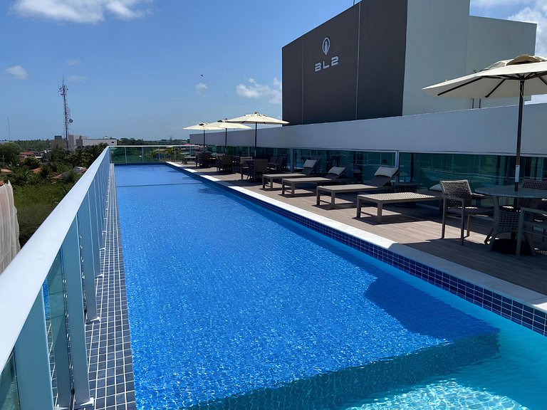 Nixxus 50m da praia no coração da vila e de frente para as p